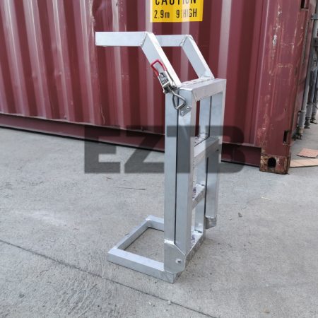 850mm High Universal Aluminium Rear Ladder for Ute Canopy - Image 5