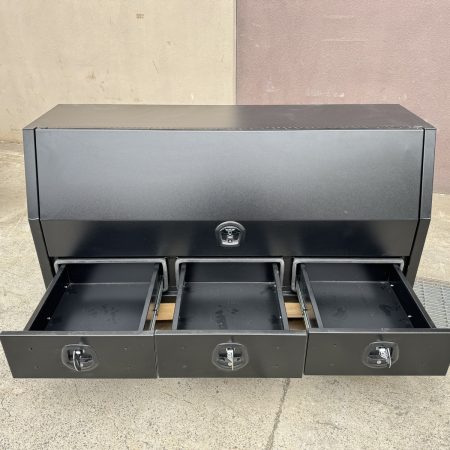 Black Flat Plate Half Open with 3 Drawers Toolbox