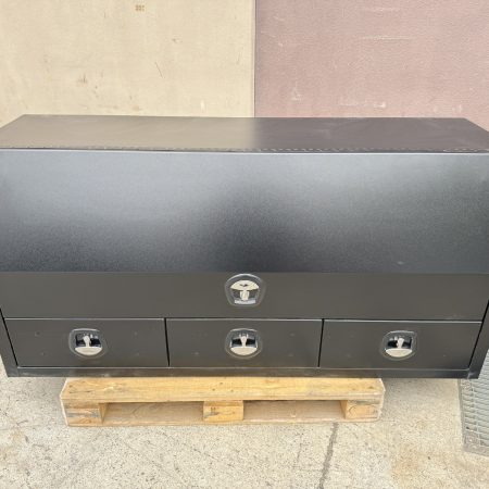 Black Flat Plate Half Open with 3 Drawers Toolbox