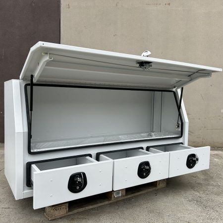 White Flat Plate Half Open with 3 Drawers Toolbox