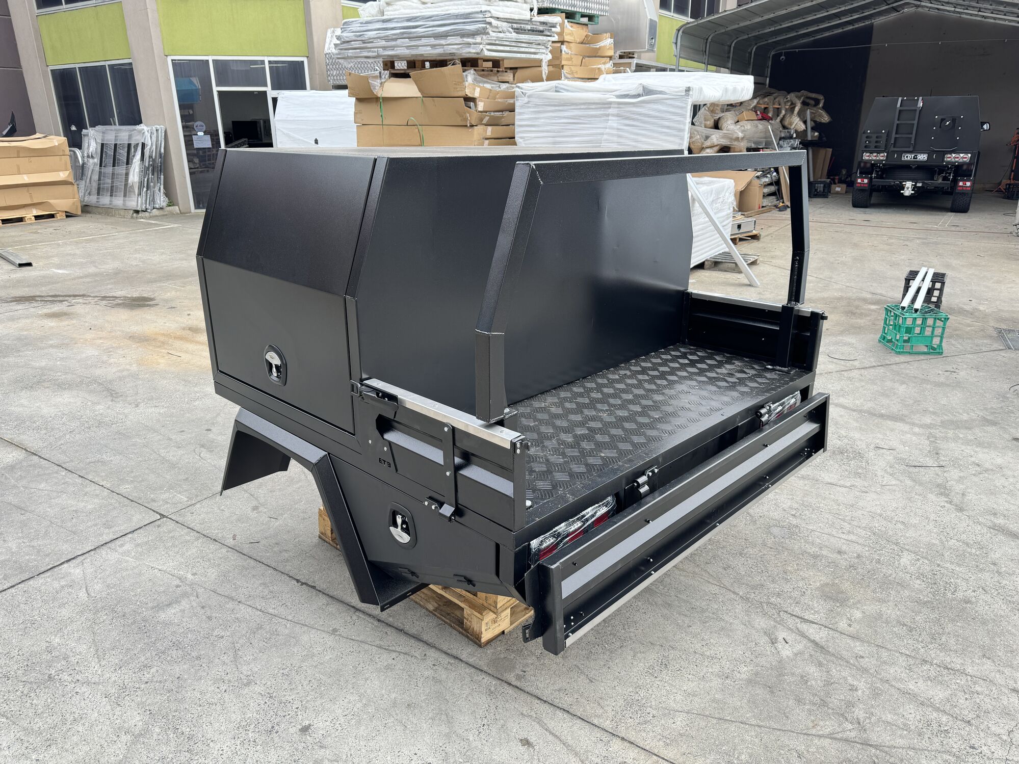 Aluminium Ute Tray and Canopy Package S2 3 Aluminium Ute Tray and Canopy Package S2 - Image 3