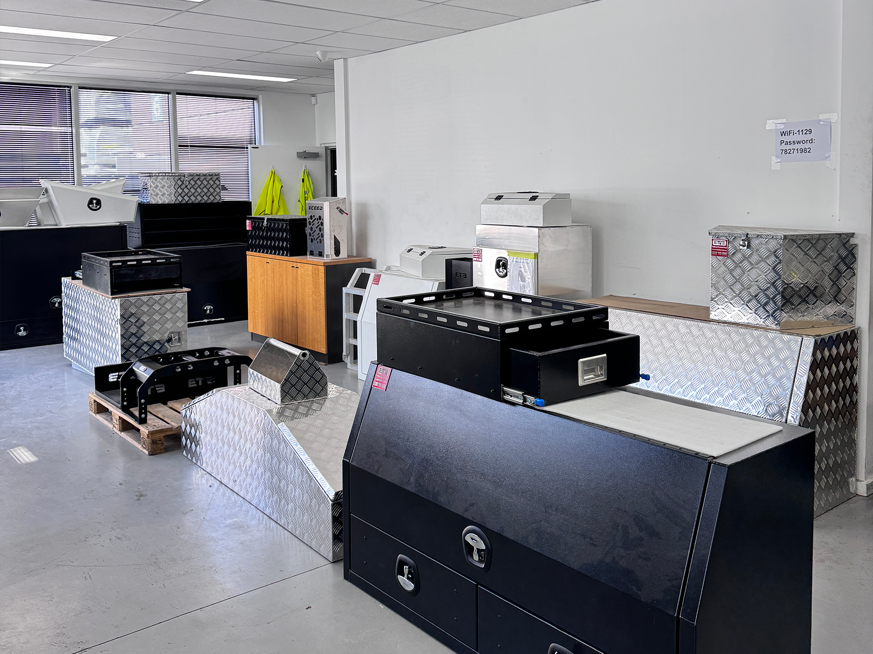 Showroom 46 MEL Store1