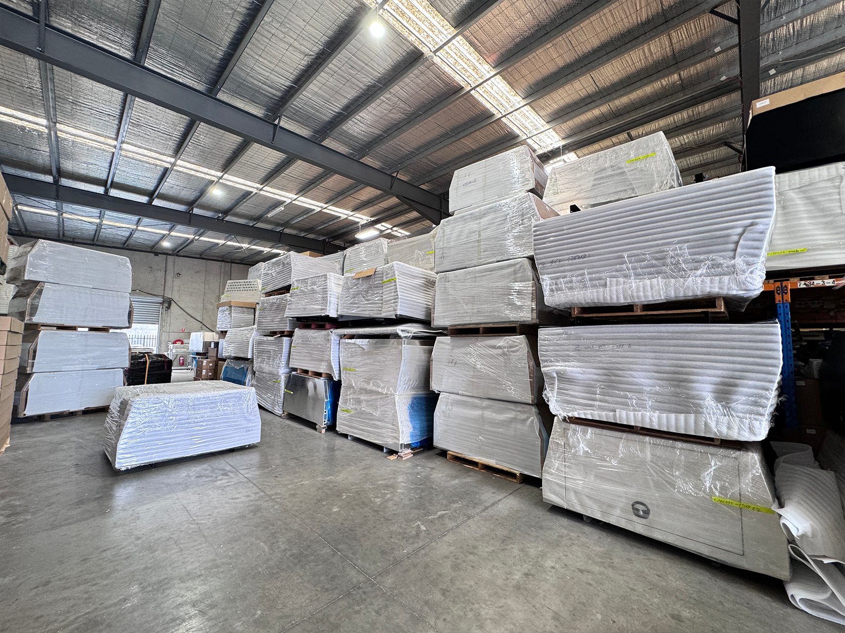 Showroom 47 MEL Store2