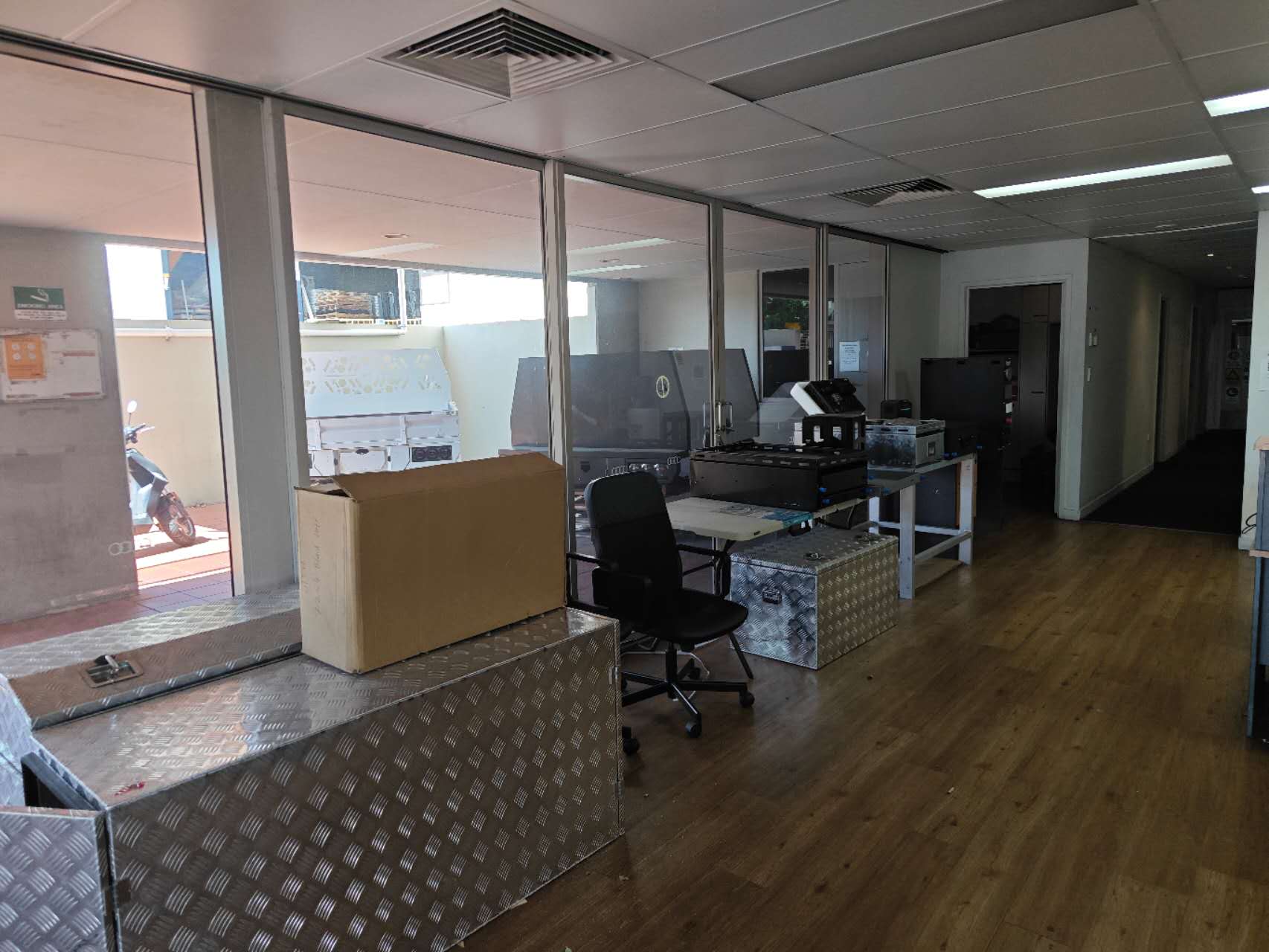 Showroom 10 QLD Store7